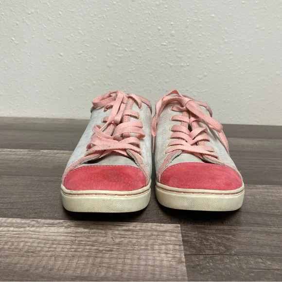 UGG Women’s Sneaker Suede Pink and Gray Casual Fashion sz 10 - Picture 2 of 13
